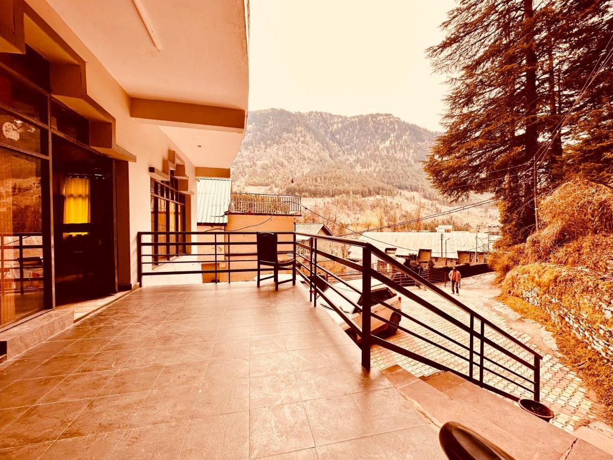 Hotel D Kanchan Manali Exterior photo